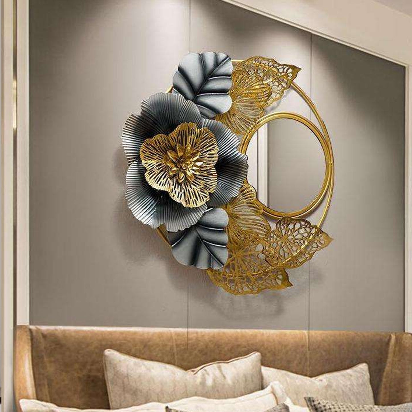 BLOSSOM ELEGANCE MIRROR