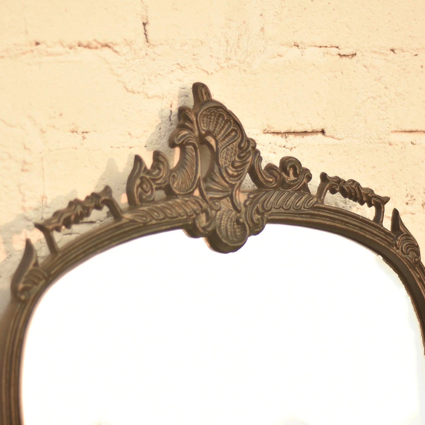 Victorian Arched Wall Mirror (Bold Black)